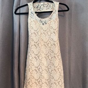 Lace mini body con dress